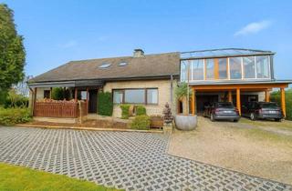 Haus kaufen in 41751 Viersen, Viersen - Wohnen. Leben. Glücklich sein. - Großzügiges Ein-Zweifamilienhaus mit Gartenidylle in Viersen