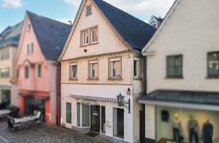 Wohnung kaufen in 72488 Sigmaringen, Sigmaringen - Große Stadtwohnung . eigene Terrasse und mit variablen Nutzungsmöglichkeiten