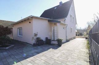 Einfamilienhaus kaufen in 63477 Maintal, Maintal - Modernes Einfamilienhaus mit Garage und Traumgarten - Naturnah Wohnen in Maintal!