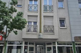 Wohnung kaufen in 41236 Mönchengladbach, Mönchengladbach - 2 Zimmer Dachgeschosswohnung im Zentrum von Rheydt