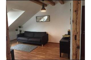 Wohnung kaufen in 97922 Lauda-Königshofen, Lauda-Königshofen - Attraktive Dachgeschosswohnung mit Einbauküche und Stellplatz