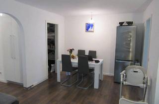 Wohnung kaufen in 73207 Plochingen, Plochingen - Provisionsfrei* 2 Zimmer EG Wohnung, Barrierearm, Aufzug, Balkon, EBK, TG Stellplatz