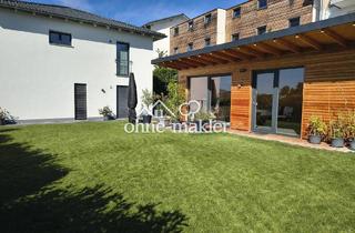 Villa kaufen in 94099 Ruhstorf, Zweifamilien - Architektenvilla im Bäderdreieck