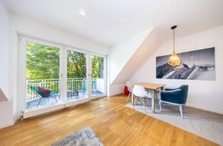 Wohnung kaufen in Kufsteiner Platz, 81679 München, Bestlage Herzogpark: nahe dem Kufsteiner Platz & Isar. Helle 2-Zi.-DG-Wohnung mit Dachterrasse & TG.