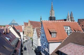 Wohnung kaufen in 89073 Ulm, Exklusives Wohnerlebnis über den Dächern – Charmante Maisonette mit Aufzug
