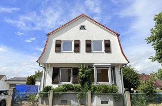 Einfamilienhaus kaufen in 64569 Nauheim, Leben Sie Ihren Traum vom Eigenheim: Saniertes, großzügiges Haus mit großem Grundstück