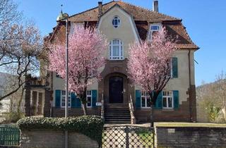 Wohnung kaufen in 73655 Plüderhausen, Plüderhausen - Exklusive 5,5 Zimmerwohnung in Jugendstilvilla, Garten, 2 Balkone