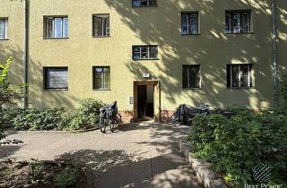 Wohnung kaufen in Laehr&Apos;Scher Jagdweg 30, 14167 Berlin, Berlin - Wohnen im Grünen mit Potenzial: Optimal geschnittene Wohnung unweit des Heinrich-Laehr-Parks!