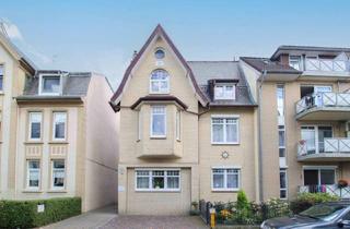 Wohnung kaufen in 27472 Cuxhaven, Cuxhaven - Charmante, regelmäßig erneuerte 4-Zimmer-Altbauwohnung in Hafennähe