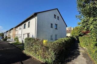 Einfamilienhaus kaufen in 78056 Villingen-Schwenningen, Villingen-Schwenningen - Einfamilienhaus mit Garten und Garage in ruhiger Lage von Schwenningen - sofort frei!