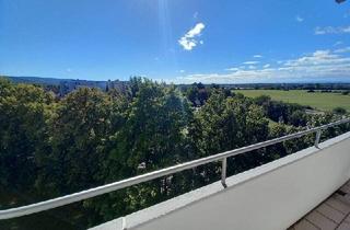 Wohnung kaufen in 76275 Ettlingen, Ettlingen - Ettlingen Stadt - Gepflegte 3 Zimmer ETW mit Panoramablick ins Grüne