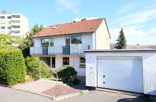 Einfamilienhaus kaufen in 36251 Bad Hersfeld, Bad Hersfeld - Einfamilienhaus mit viel Potenzial und großem Grundstück im beliebten Stadtteil Johannesberg !