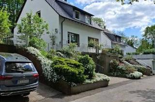 Einfamilienhaus kaufen in Am Bollenberg 21, 42781 Haan, Haan - Freistehendes Einfamilienhaus mit 2 Wohneinheiten und Garten in Haan-Ost