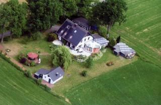 Haus kaufen in 33790 Halle, Halle - Ruhe, Natur, Lebensqualität- Zweifamilienhaus zu verkaufen!