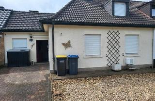 Reihenhaus kaufen in 48599 Gronau (Westfahlen), Gronau (Westfahlen) - Mittelreihenhaus mit Potential in Gronau (Westf.)
