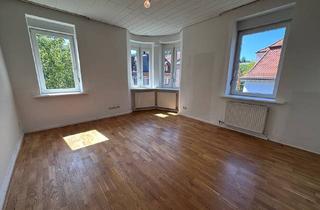 Wohnung kaufen in 70199 Stuttgart Stuttgart-Süd, Stuttgart Stuttgart-Süd - Helle 2,5-Zi.-Altbau-ETW in zentraler Lage von S-Süd (Heslach)