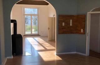 Wohnung kaufen in 28203 Bremen, Bremen - SCHÖNE 3-ZKBB ALTBAU AM RAND DES VIERTELS