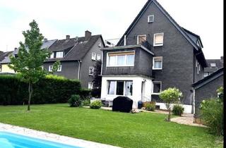 Mehrfamilienhaus kaufen in 45731 Waltrop, Waltrop - Freistehendes Mehrfamilienhaus mit großem Garten, Pool und barrierefreiem Zugang