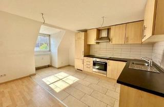 Wohnung kaufen in 79341 Kenzingen, Kenzingen - Sofort bezugsfrei - Charmante Maisonette-Wohnung mit 3,5 Zimmer im DG