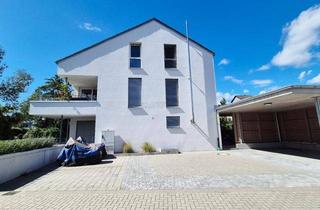 Wohnung mieten in Gilgenmatten 28, 79114 Freiburg, Neubau-Stadthaus in Freiburg: 3-Zimmer-Wohnung mit offener Küche, Balkon & Naturgarten am Kronenmühlbach