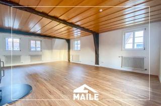 Wohnung mieten in Untere Burggasse, 71063 Sindelfingen, Hochwertige 2,5-Zimmer Dachgeschosswohnung mit neuer EBK und Balkon in toller Lage