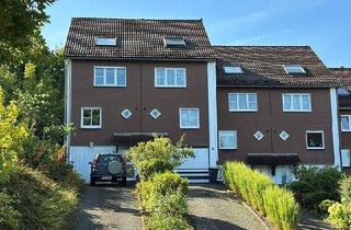 Doppelhaushälfte kaufen in 58515 Lüdenscheid, Lüdenscheid - Doppelhaushälfte (5-Zimmer) mit Garage und Garten in familienfreundlicher Lage in Lüdenscheid-Stüttinghausen...