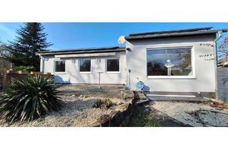 Haus kaufen in 67117 Limburgerhof, Limburgerhof - Bungalow frei und leerstehend
