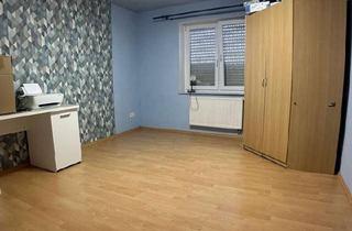 Mehrfamilienhaus kaufen in 36286 Neuenstein, Neuenstein - Hochwertig saniertes Ein-Zweifamilienhaus in ruhiger, naturnaher