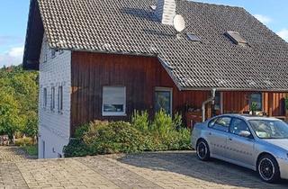 Haus kaufen in 35745 Herborn, Herborn - Niedrigenergiehaus mit großem Grundstück in Herborn-Hirschberg