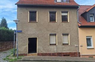 Doppelhaushälfte kaufen in 06295 Lutherstadt Eisleben, Eisleben (Lutherstadt) - Eisleben Innenstadt Doppelhaushälfte, stark sanierungsbedürftig