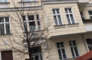 Wohnung kaufen in 10437 Berlin, Berlin - 3 Zimmer Altbauwohnung im Helmholtzkiez. Provisionsfrei!