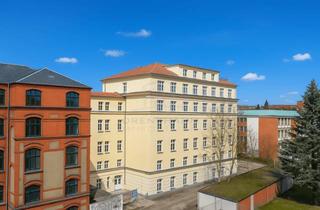 Wohnung mieten in 19053 Schwerin, Sanierte 2,5 Zimmerwohnung direkt am Hauptbahnhof - Vollbad - Fahrstuhl