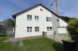 Garagen kaufen in Am Wasserberg 8a, 86441 Zusmarshausen, Attraktives Wohn- und Geschäftshaus mit moderner Technik, PV-Anlagen, Doppelgarage & vielseitiger Nutzung – ideal für Familie & Gewerbe