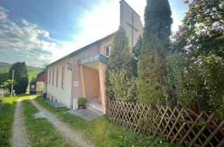 Einfamilienhaus kaufen in 08340 Schwarzenberg, Einmalige Immobilien auf einem Grundstück "Große Kirche - Kleines Haus"