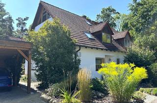 Doppelhaushälfte kaufen in 91090 Effeltrich, RESERVIERT! Viel Platz, viel Grün, viel Ruhe – charmante Doppelhaushälfte!