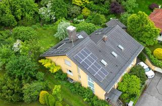 Haus kaufen in 86356 Neusäß, Stilvoll modernisiertes Zweifamilienhaus mit großem Südgarten in ruhiger Bestlage von Neusäß
