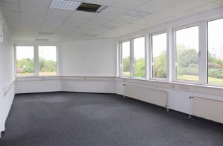 Büro zu mieten in 68219 Mannheim, Lichterfüllte Mietfläche - Optimal für Büro- oder Schulungsräume