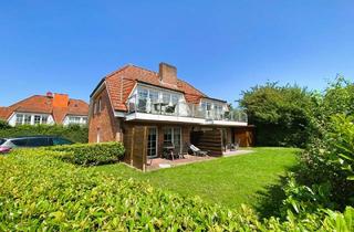 Wohnung kaufen in 26434 Wangerland, Dachgeschosswohnung mit Balkon in Hooksiel