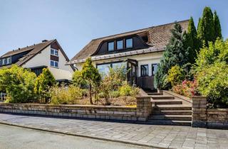 Einfamilienhaus kaufen in 59955 Winterberg, Großzügiges Einfamilienhaus mit Hochraumgarage, Wintergarten, Kamin&Sauna in Toplage von Winterberg