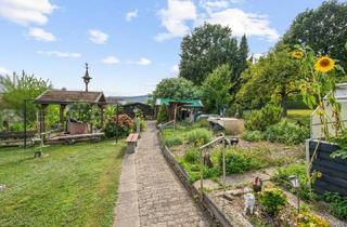 Haus kaufen in 63743 Aschaffenburg, Zweifamilienhaus mit Traumgrundstück in Schweinheim