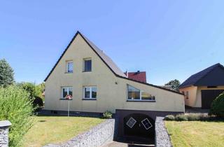 Einfamilienhaus kaufen in 01909 Frankenthal, Gestaltbares Einfamilienhaus in Randlage von Frankenthal mit zwei Garagen,Wintergarten und Terrasse