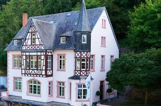 Villa kaufen in 56329 St. Goar, Für Kapitalanleger: Repräsentative Rheinvilla im UNESCO-Welterbe mit Renditepotenzial