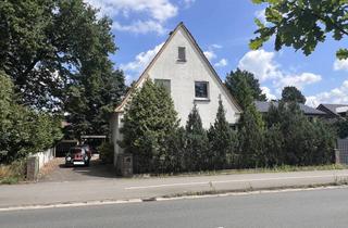 Einfamilienhaus kaufen in 33689 Bielefeld, Sanierungsbedürftiges Einfamilienhaus in Bielefeld-Sennestadt
