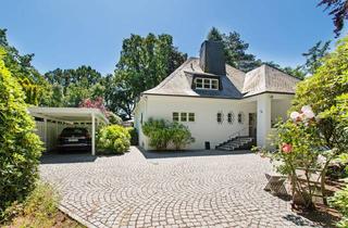 Villa kaufen in 22391 Hamburg, Herrschaftliche Villa im klassischen Stil – Wohnen im idyllischen Wellingsbüttel