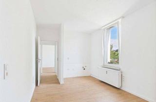 Wohnung mieten in 96450 Coburg, VERMIETUNG: Moderne, Sanierte 1,5-Zimmer-Wohnung im Kanonenweg zu vermieten.
