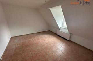 Wohnung mieten in 36381 Schlüchtern, Gemütliche 2-Zimmer-Dachgeschosswohnung mit Einbauküche im Herzen von Schlüchtern