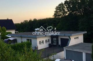 Einfamilienhaus kaufen in 53773 Hennef, Einfamilienhaus - Außergewöhnlicher, freistehender Bungalow in Ruhiglage mit 3 Garagen