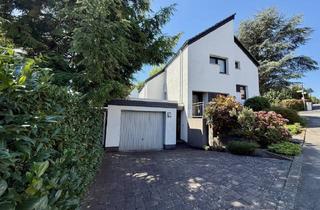 Einfamilienhaus kaufen in 58730 Fröndenberg, Fröndenberg/Ruhr: Split-Level-Einfamilienhaus in bevorzugter Wohnlage - Ein echtes Liebhaberstück!