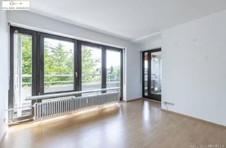Wohnung kaufen in 73235 Weilheim, Helle 2,5 - Zimmer Wohnung mit schönem Ausblick, Einbauküche und TG-Stellplatz