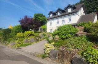Einfamilienhaus kaufen in 51789 Lindlar, Lindlar - Exklusives Traumhaus mit großem Grundstück, Garten & Waldzugang